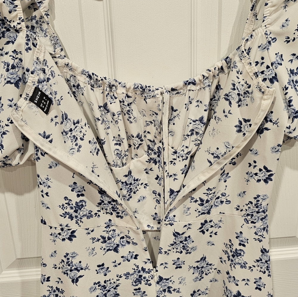 Shein Women's Floral Blue and White Long Dress Size-M - Picture 7 of 8